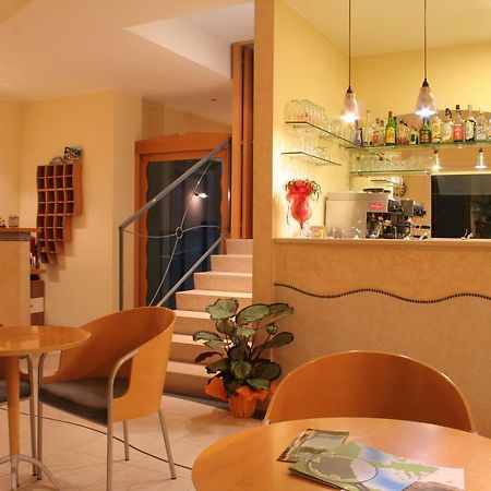 Hotel Corallo Пінето Екстер'єр фото